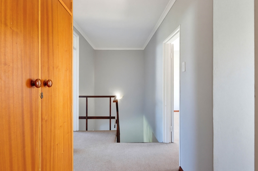 3 Bedroom Property for Sale in Longdown Western Cape